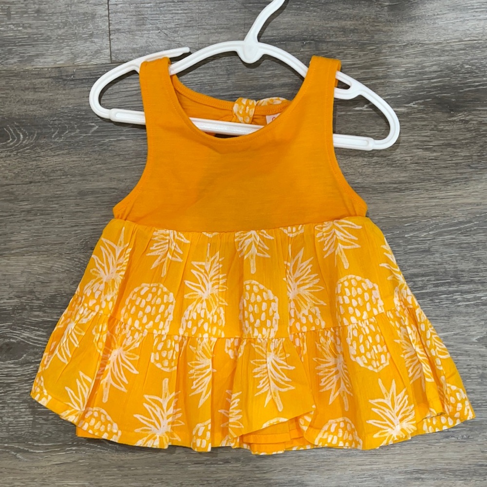 Girls dress